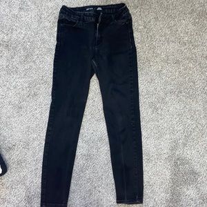 Black stretchy jeans